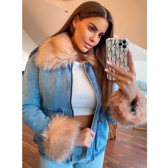 Long Sleeve Shearling Lined Denim Jeans Jacket with Detachable Fur Collar & Cuff - Picture 9 of 13